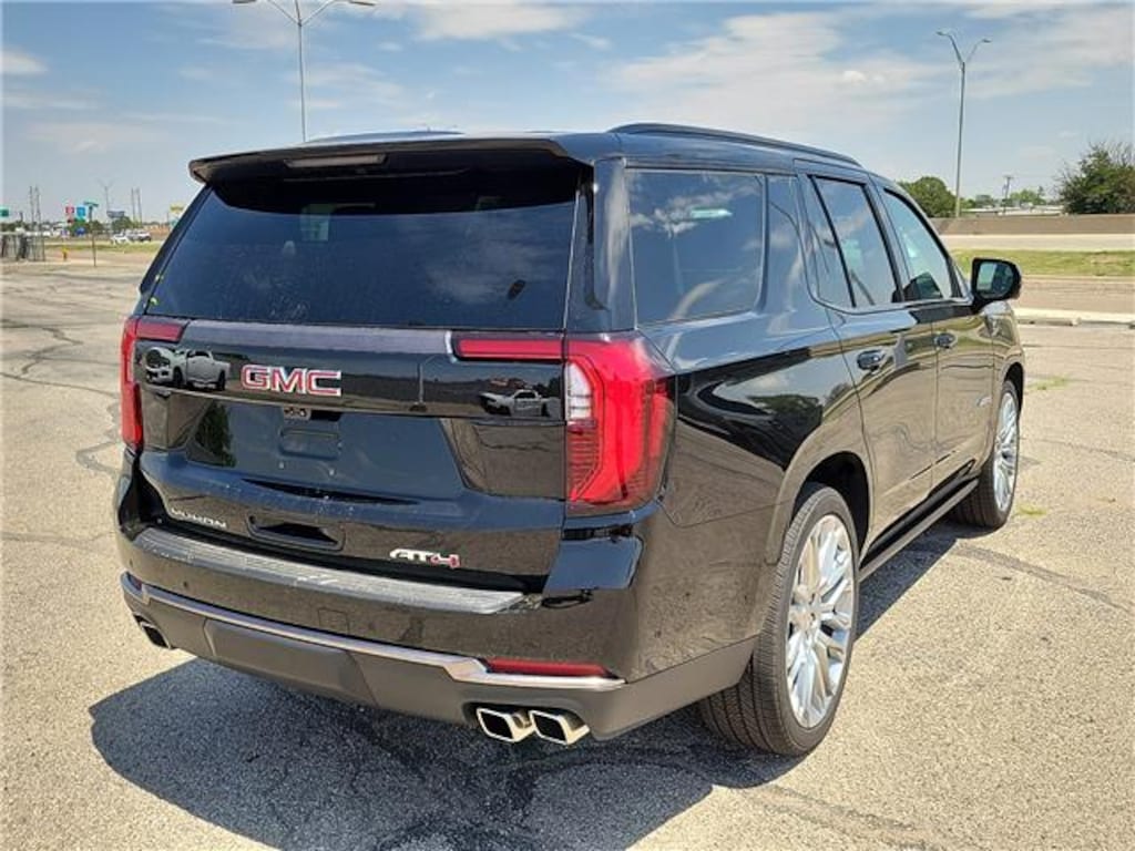 Used 2025 GMC Yukon AT4 Ultimate 4x4