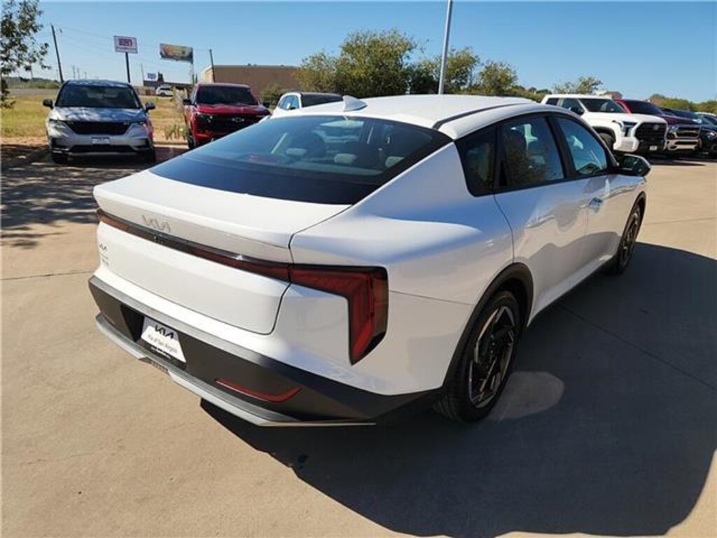 Used 2025 KIA K4 EX (IVT) Sedan