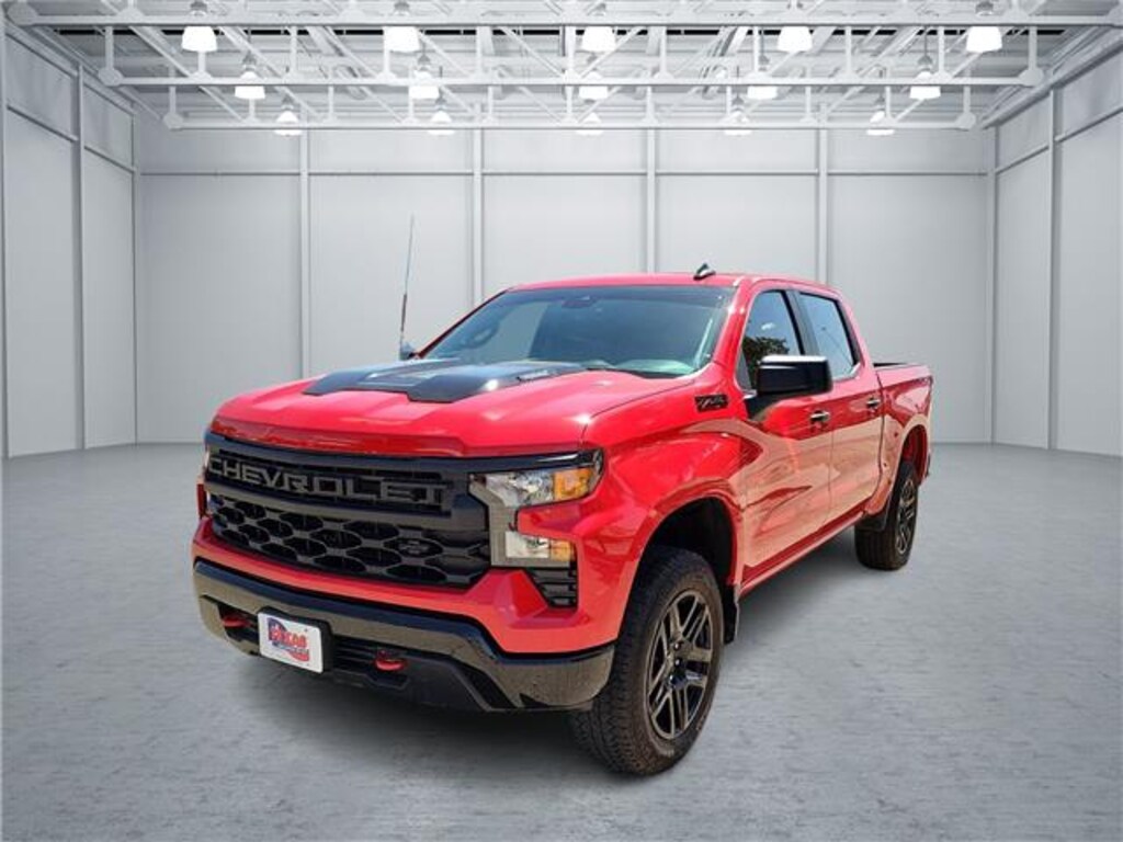 Used 2025 Chevrolet Silverado 1500 Custom Trail Boss 4x4 Crew Cab 5.75 ft. box 147.4