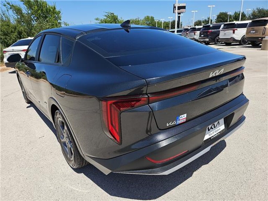 Certified 2025 KIA K4 LXS (IVT) Sedan