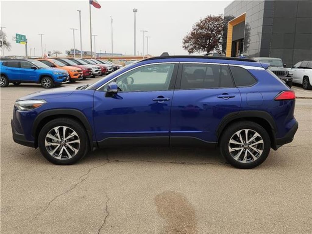 Used 2024 Toyota Corolla Cross XLE