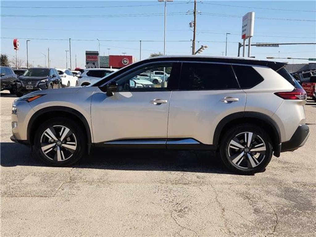 Used 2021 Nissan Rogue SL