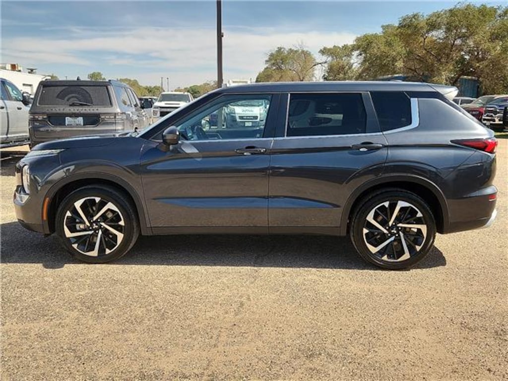Used 2024 Mitsubishi Outlander