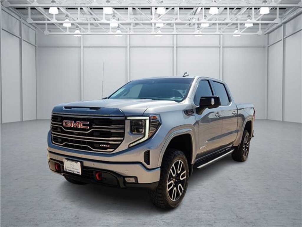 Used 2023 GMC Sierra 1500 AT4 4x4 Crew Cab 5.75 ft. box 147.4 in. WB