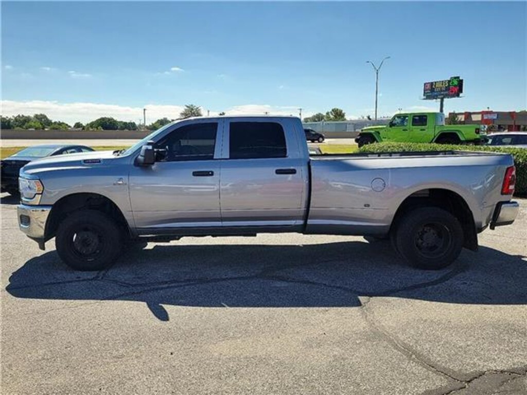 Used 2024 RAM 3500 Tradesman 4x4 Crew Cab 8 ft. box 169.5 in. WB