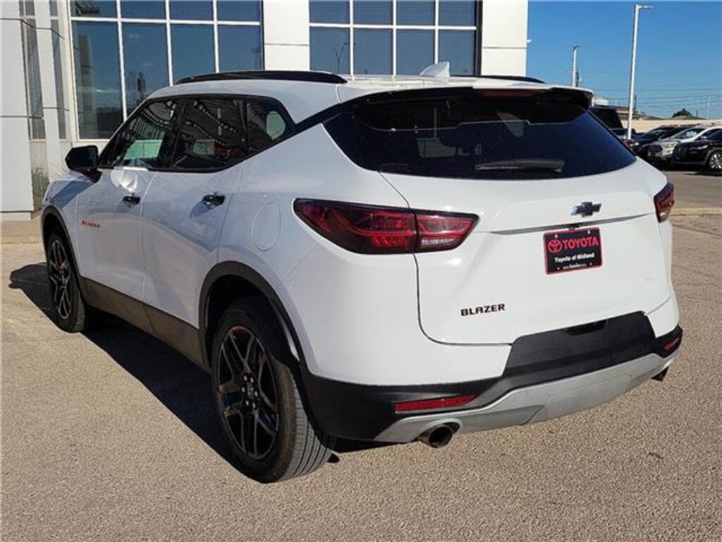 Used 2025 Chevrolet Blazer LT w/2LT Front-Wheel Drive