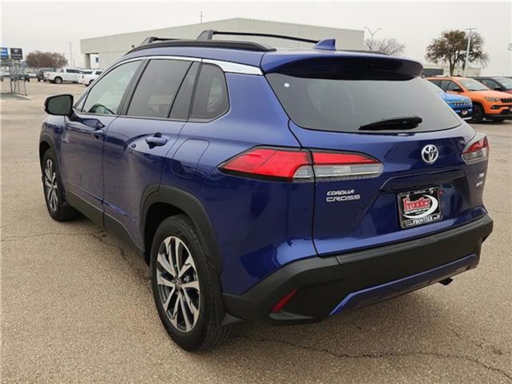Used 2024 Toyota Corolla Cross XLE
