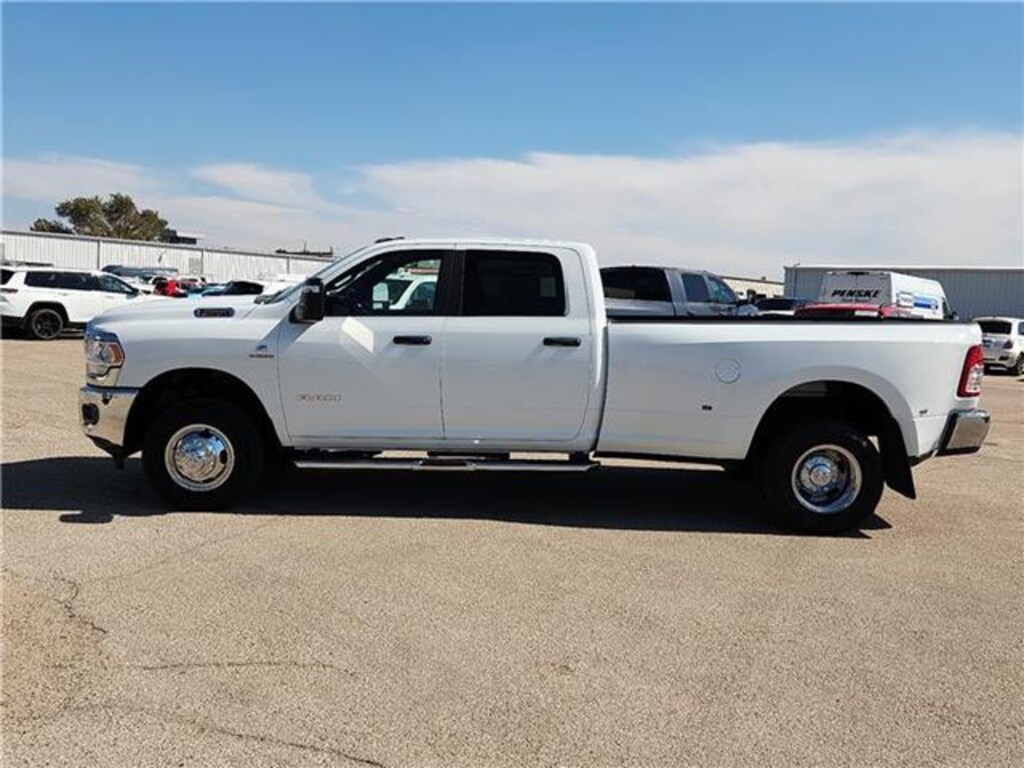 Used 2024 RAM 3500 Big Horn 4x4 Crew Cab 8 ft. box 169.5 in. WB