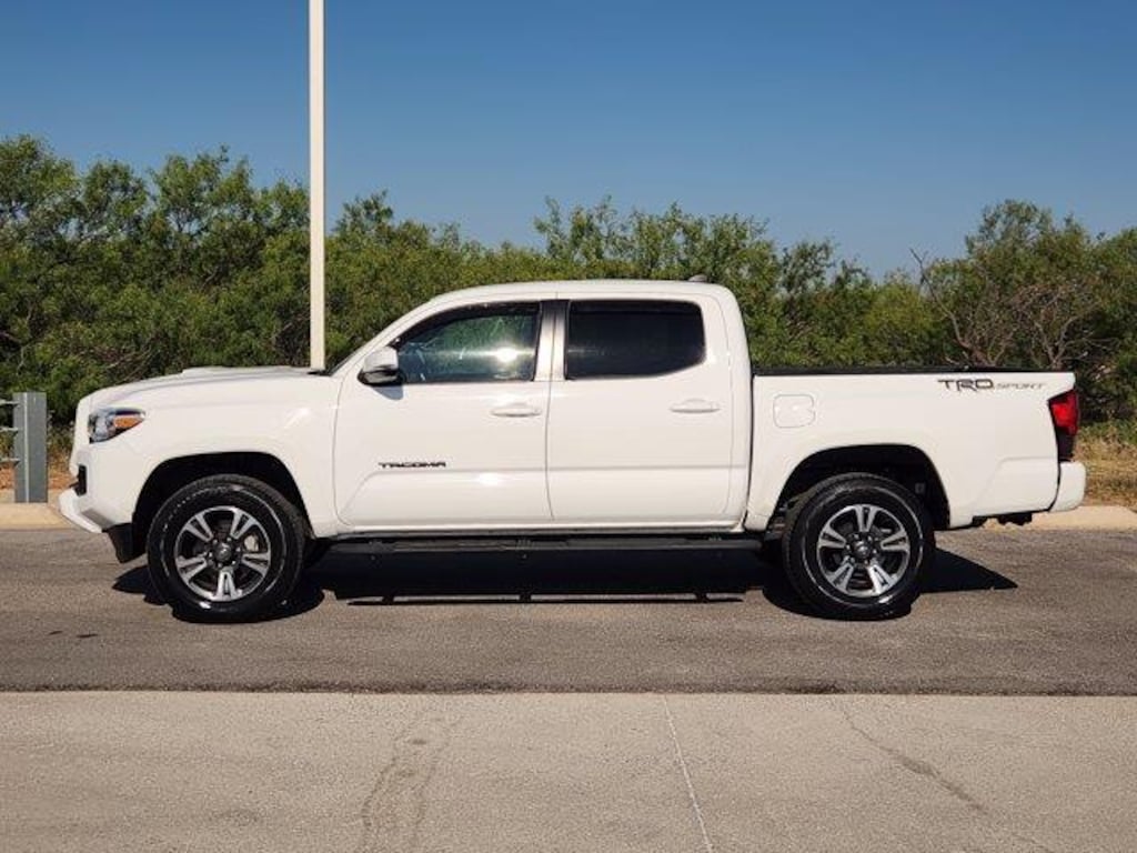 Used 2019 Toyota Tacoma TRD Sport V6 4x2 Double Cab 5 ft. box 127.4 in. WB
