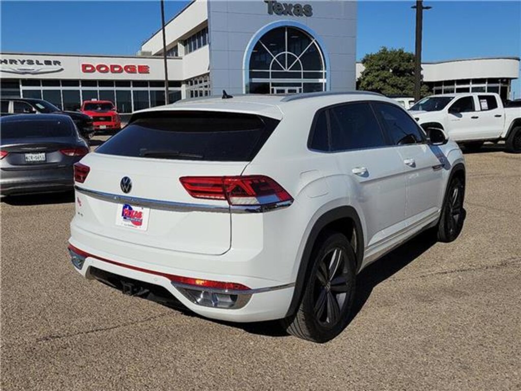 Used 2021 Volkswagen Atlas Cross Sport 3.6L V6 SE w/Technology R-Line Front-wheel Drive
