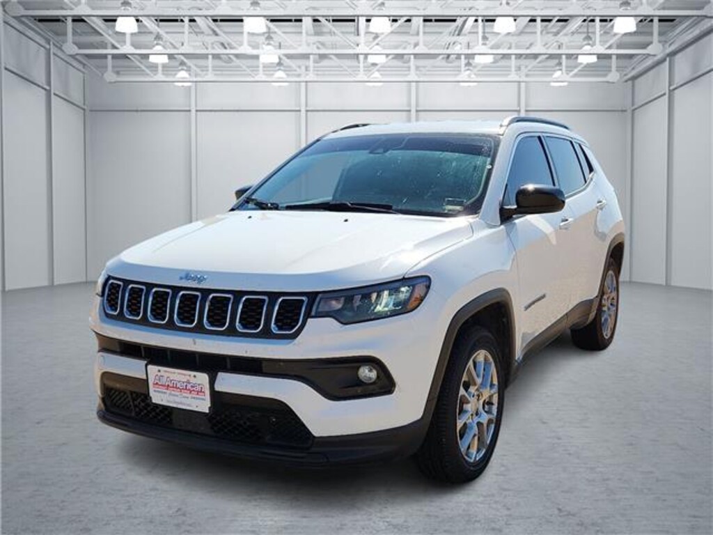 Used 2024 Jeep Compass Latitude Lux 4x4