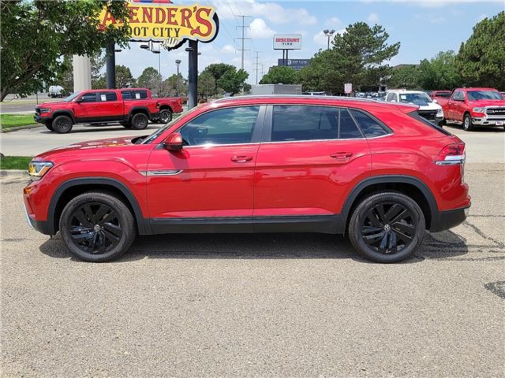 Used 2022 Volkswagen Atlas Cross Sport 2.0T SE w/Technology Front-Wheel Drive