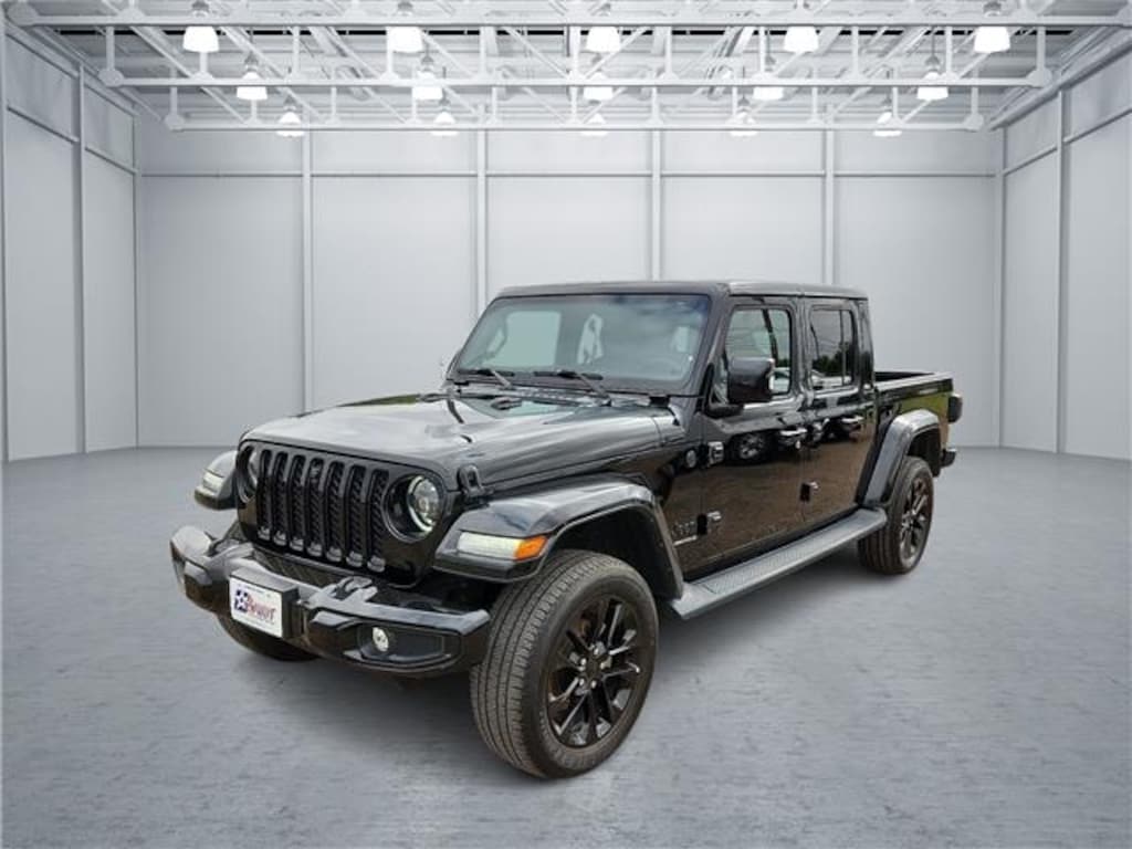 Used 2023 Jeep Gladiator High Altitude 4x4 Crew Cab 5 ft. box