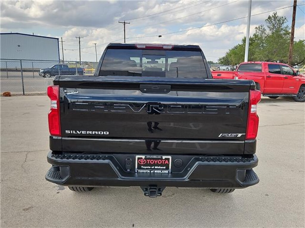 Used 2021 Chevrolet Silverado 1500 RST 4x2 Crew Cab 5.75 ft. box 147.4 in. WB