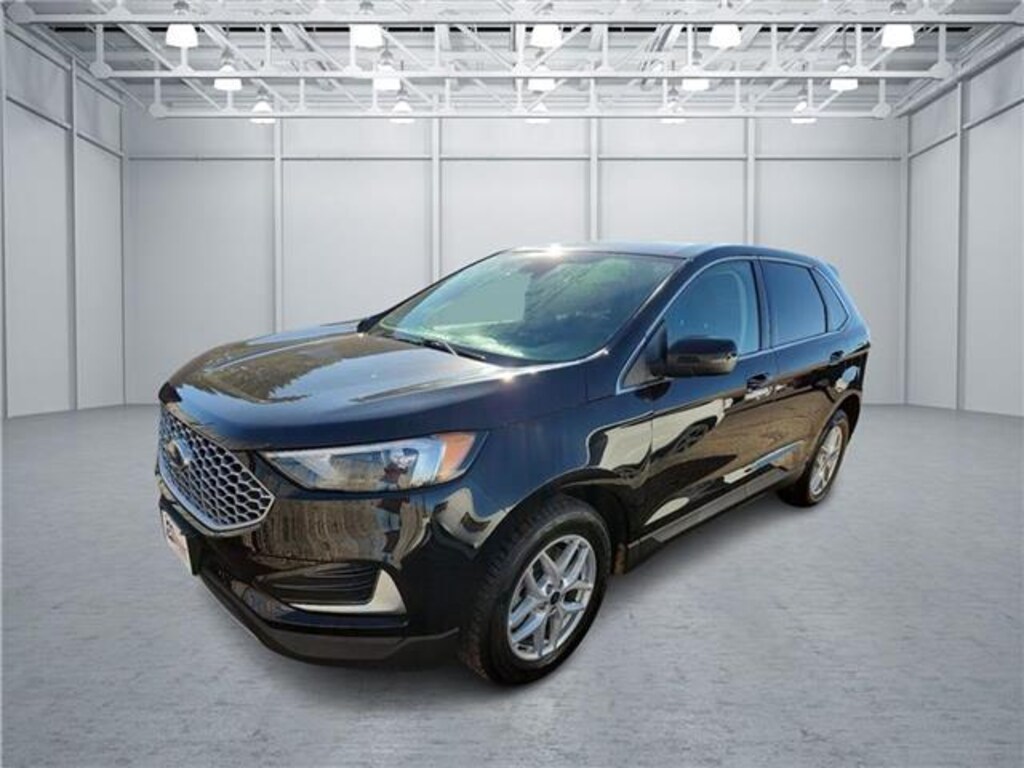 Used 2023 Ford Edge SEL
