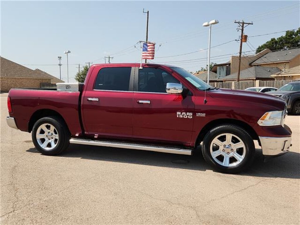 Used 2018 RAM 1500 Lone Star Silver 4x2 Crew Cab 140 in. WB