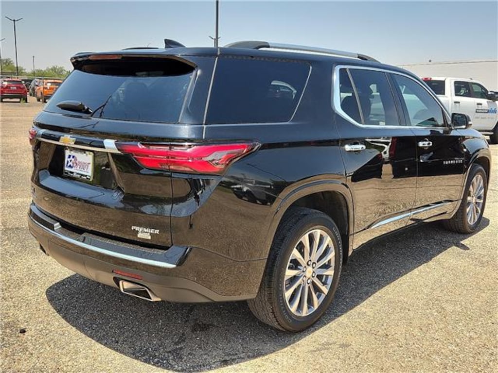 Used 2023 Chevrolet Traverse Premier Front-Wheel Drive