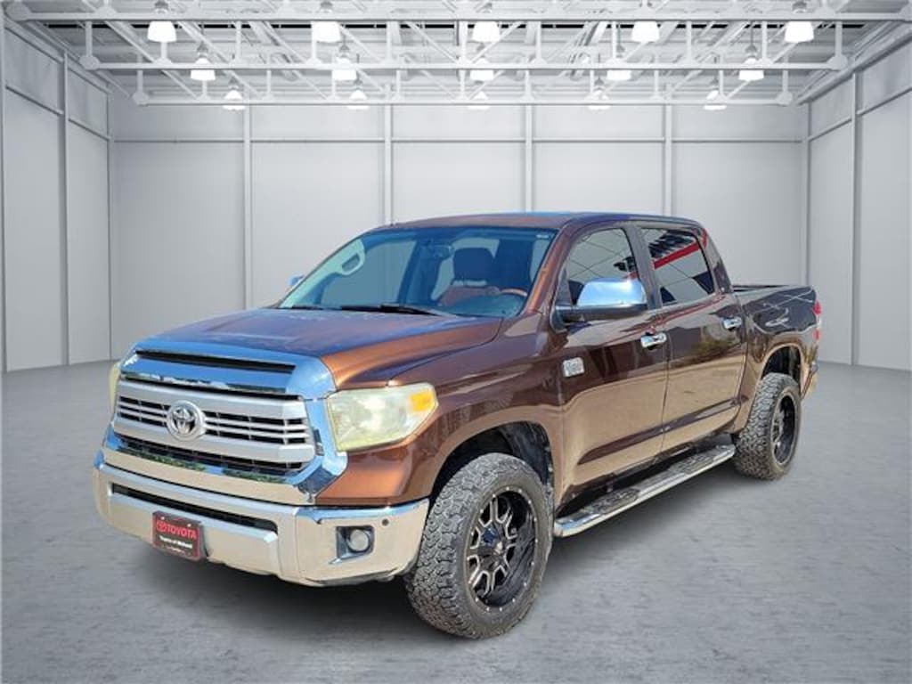 Used 2014 Toyota Tundra 1794 5.7L V8 4x2 Crew Max 5.6 ft. box 145.7 in. WB