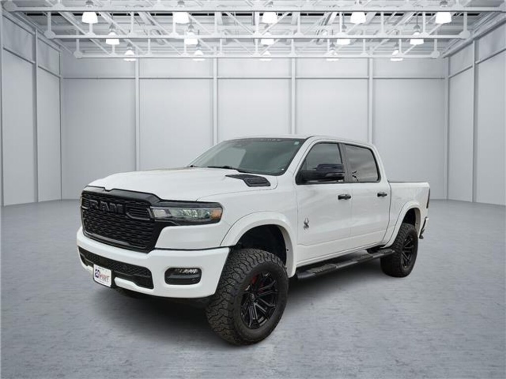 Used 2025 RAM 1500 Big Horn/Lone Star 4x4 Crew Cab 144.5 in. WB