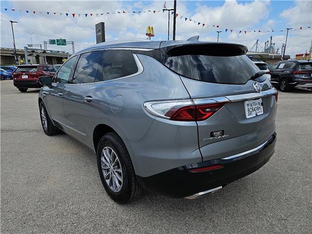 2024 Buick Enclave Premium photo 3