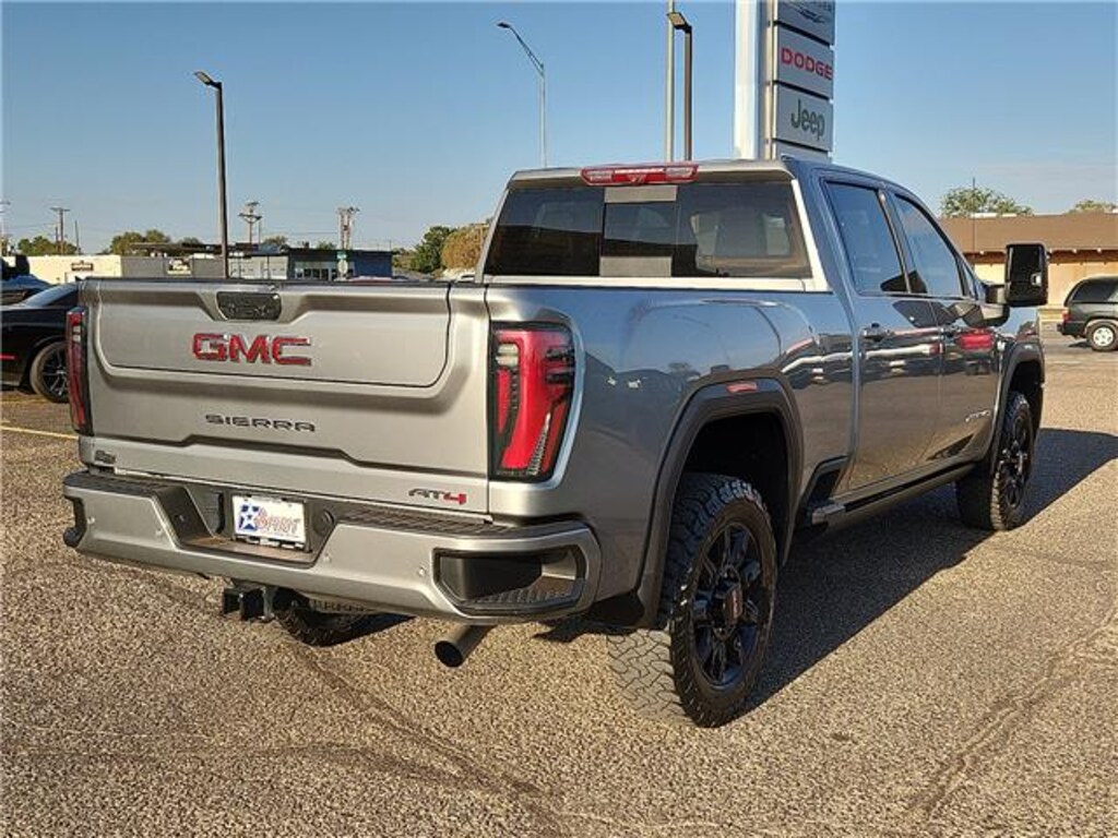 Used 2024 GMC Sierra 2500HD AT4 4x4 Crew Cab 6.75 ft. box 159 in. WB