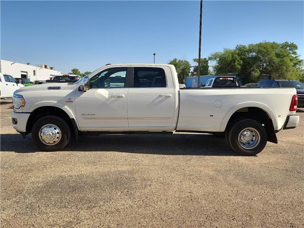 Used 2024 RAM 3500 Limited 4x4 Crew Cab 8 ft. box 169.5 in. WB