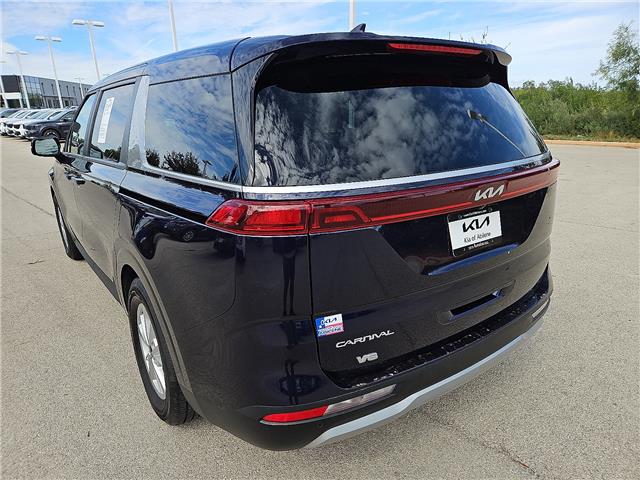 Used 2024 KIA Carnival LX Seat Package Passenger Van