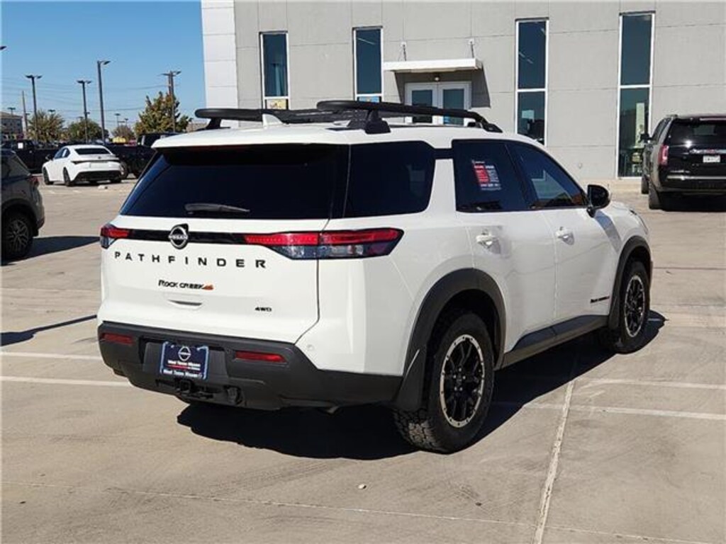 Used 2025 Nissan Pathfinder Rock Creek 4x4