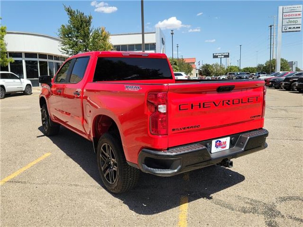Used 2025 Chevrolet Silverado 1500 Custom Trail Boss 4x4 Crew Cab 5.75 ft. box 147.4