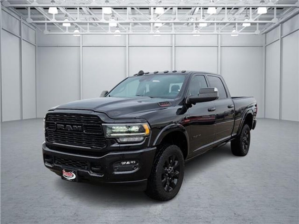 Used 2022 RAM 3500 Limited 4x4 Crew Cab 6.3 ft. box 149.5 in. WB SRW