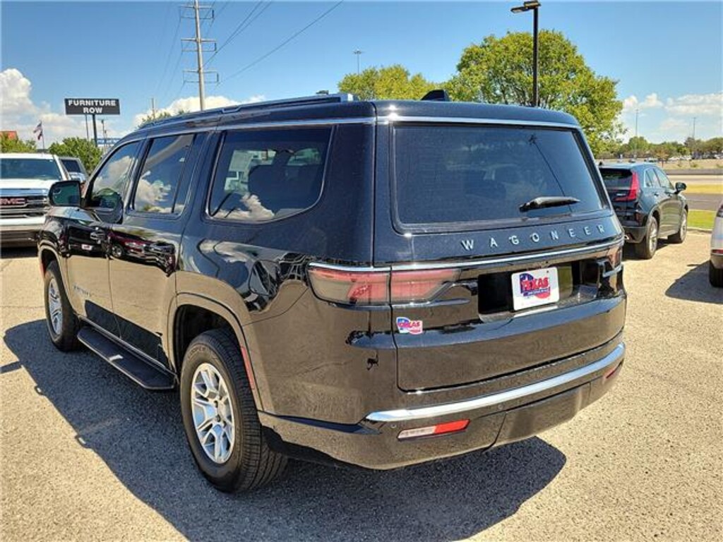 Used 2024 Jeep Wagoneer 4x4