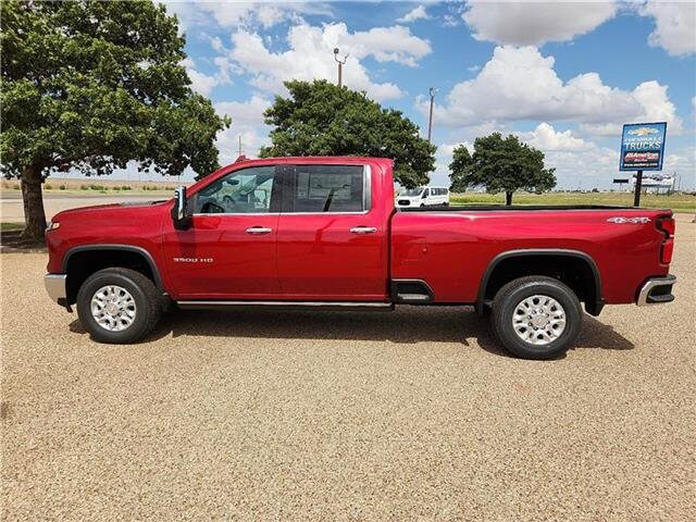 2025 Chevrolet Silverado 3500HD LTZ photo 2