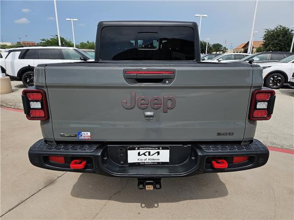 Used 2021 Jeep Gladiator Rubicon 4x4 Crew Cab 5 ft. box
