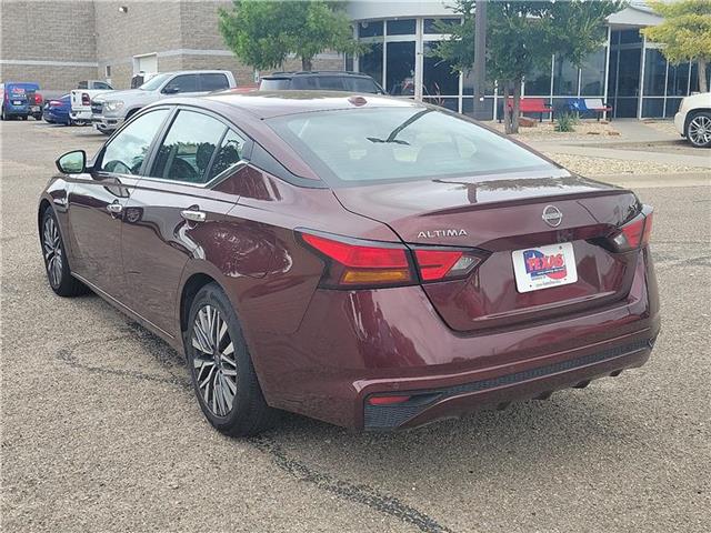 2024 Nissan Altima 2.5 SV photo 3