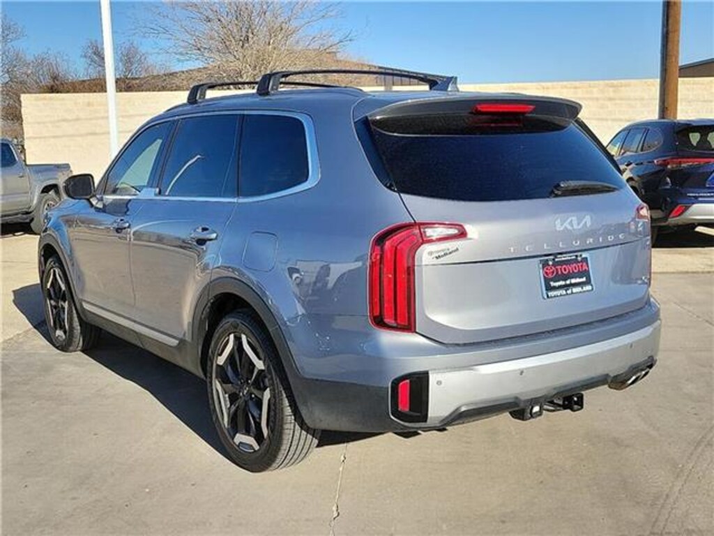 Used 2024 KIA Telluride S All-Wheel Drive
