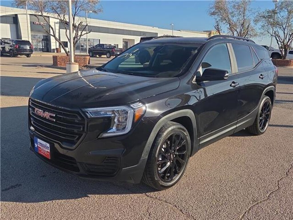 Used 2024 GMC Terrain SLE Front-Wheel Drive