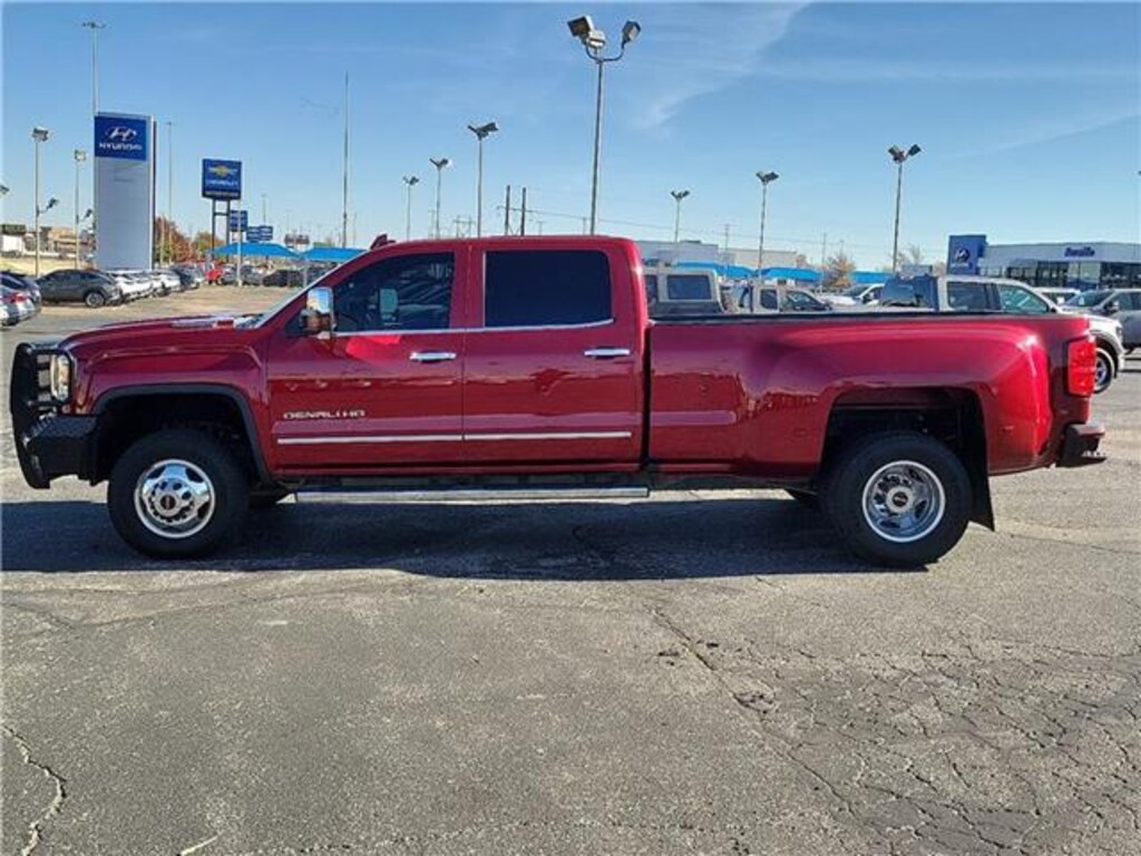 Used 2019 GMC Sierra 3500HD Denali 4x4 Crew Cab 8 ft. box 167.7 in. WB DRW