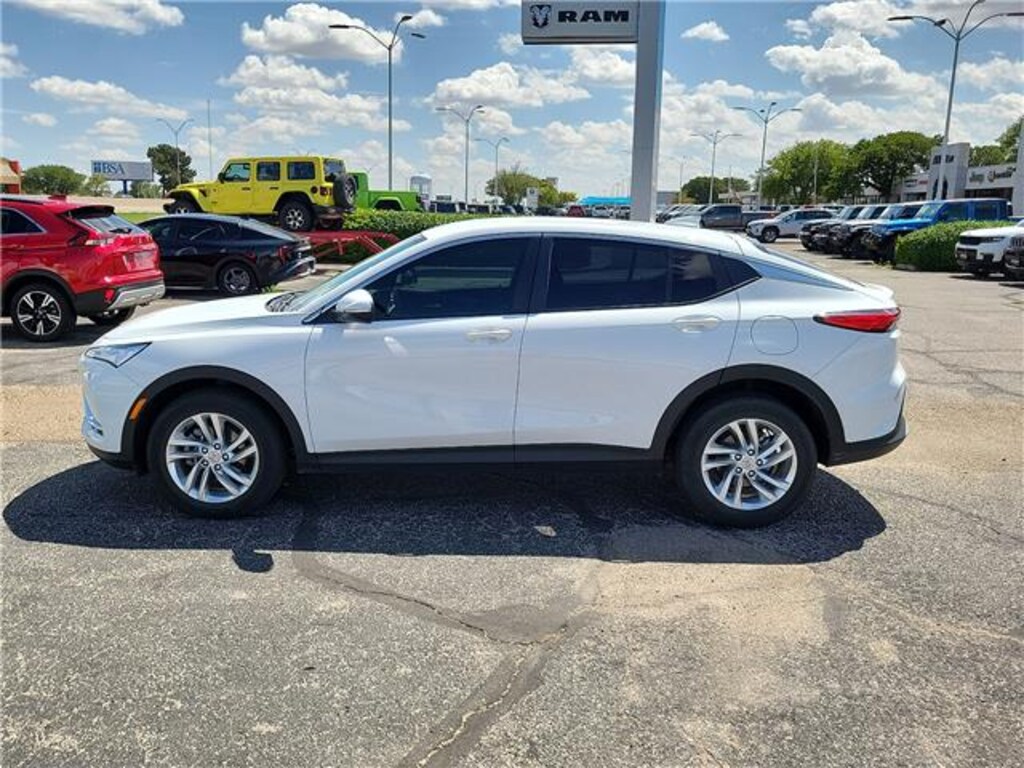 Used 2025 Buick Envista Preferred Front-Wheel Drive