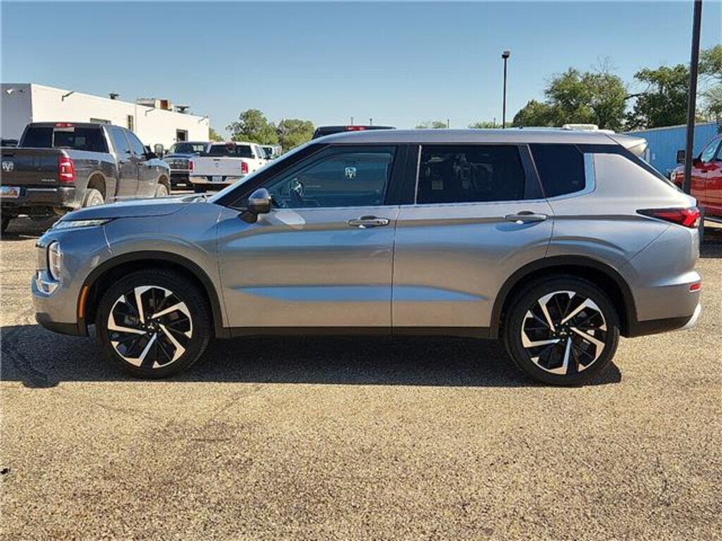 Used 2024 Mitsubishi Outlander