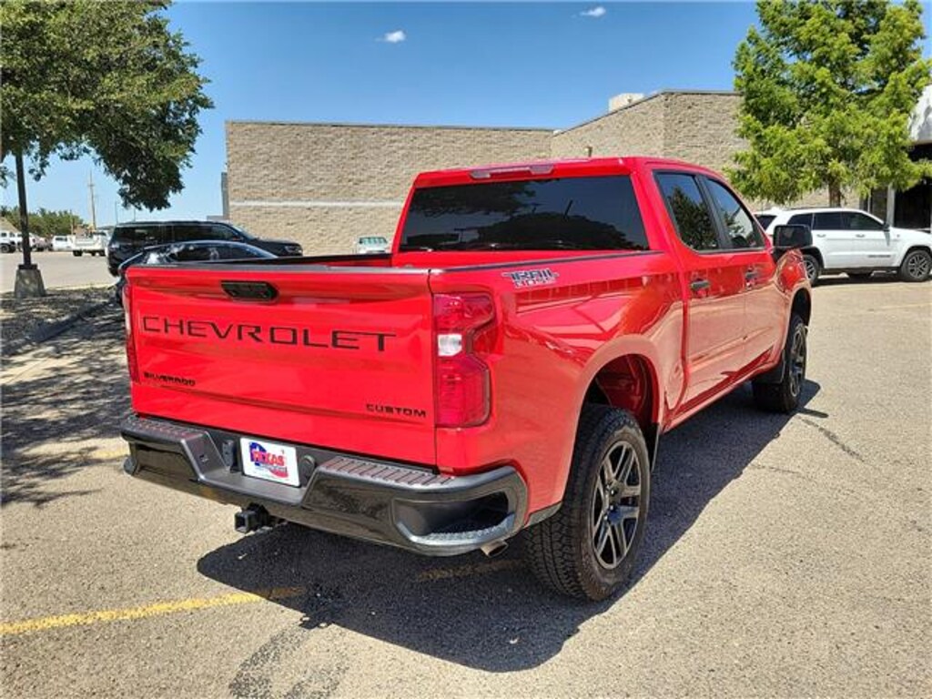 Used 2025 Chevrolet Silverado 1500 Custom Trail Boss 4x4 Crew Cab 5.75 ft. box 147.4