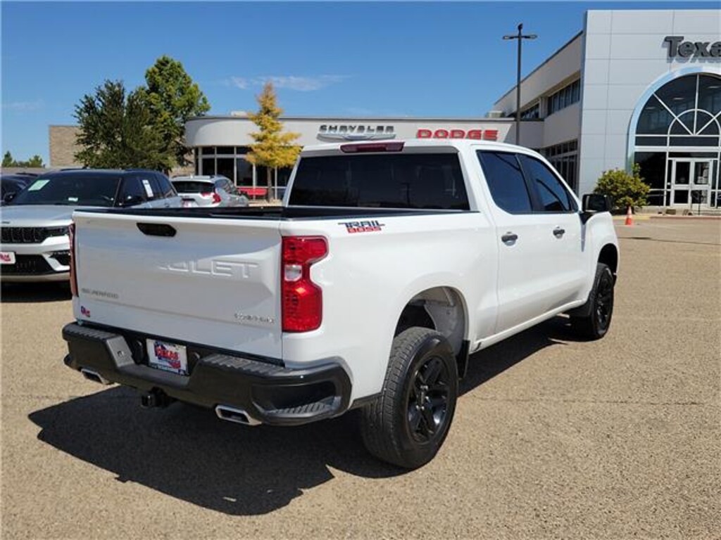 Used 2025 Chevrolet Silverado 1500 Custom Trail Boss 4x4 Crew Cab 5.75 ft. box 147.4