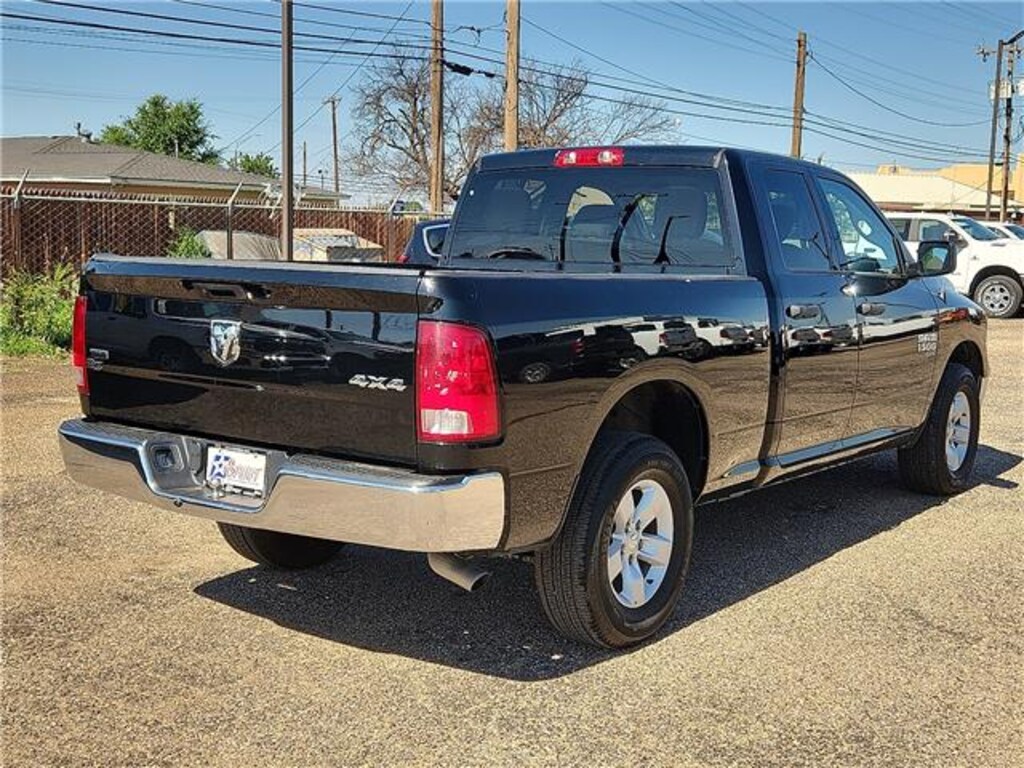 Used 2024 RAM 1500 Classic SLT 4x4 Quad Cab 6.3 ft. box 140 in. WB