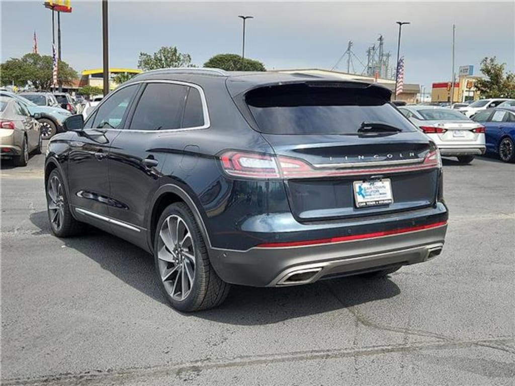 Used 2022 Lincoln Nautilus Reserve Front-Wheel Drive