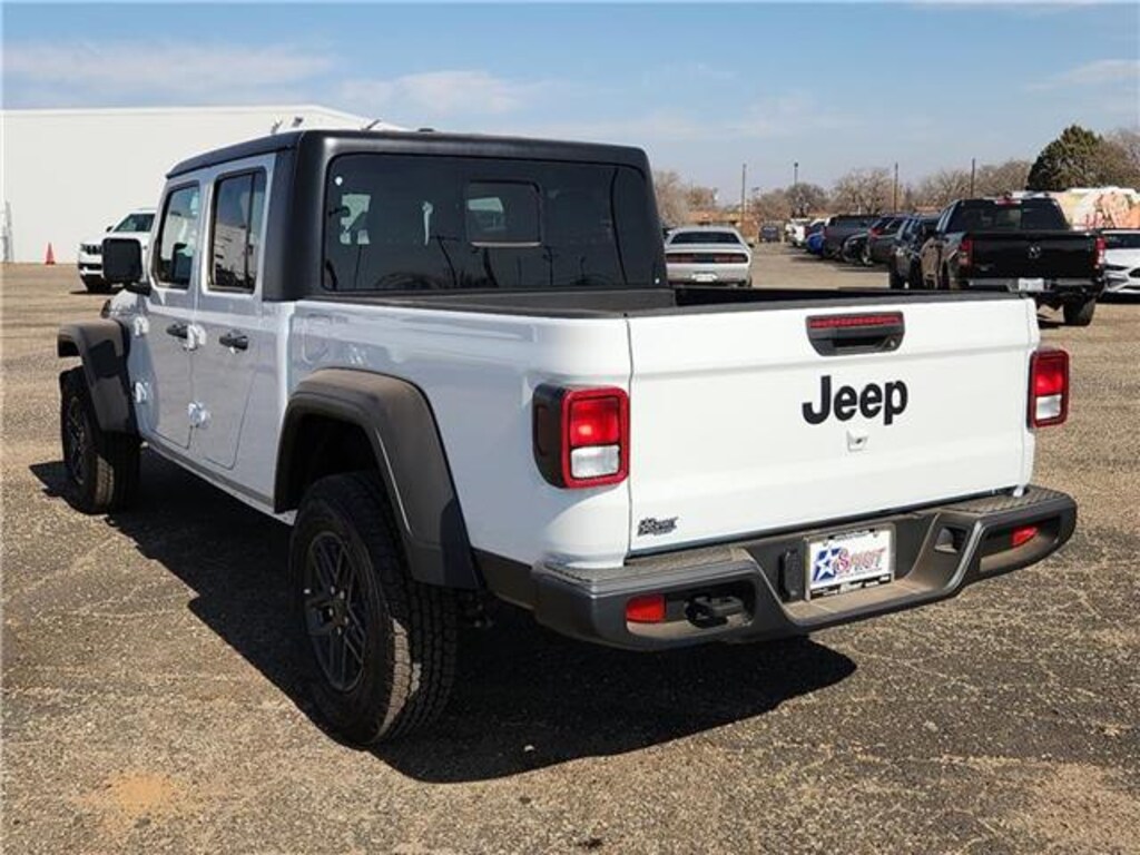 Used 2025 Jeep Gladiator Sport S 4x4 Crew Cab 5 ft. box
