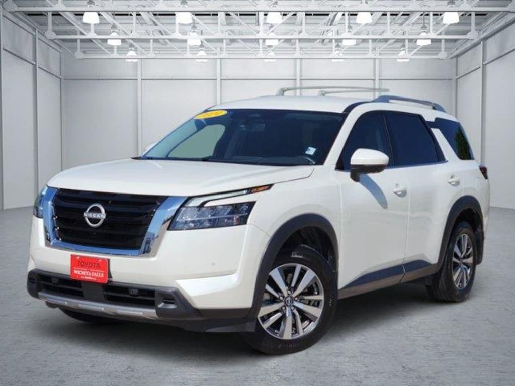 Used 2024 Nissan Pathfinder SL (A9) Front-Wheel Drive