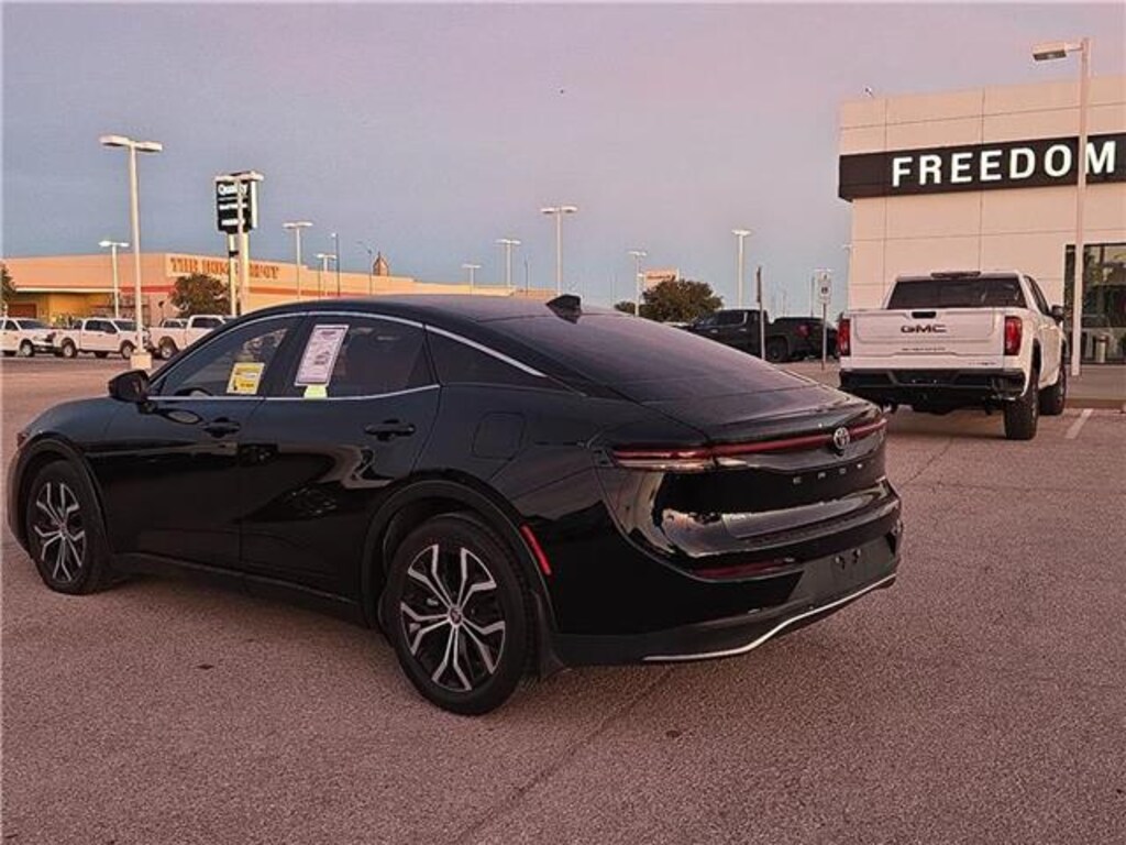 Used 2023 Toyota Crown Limited