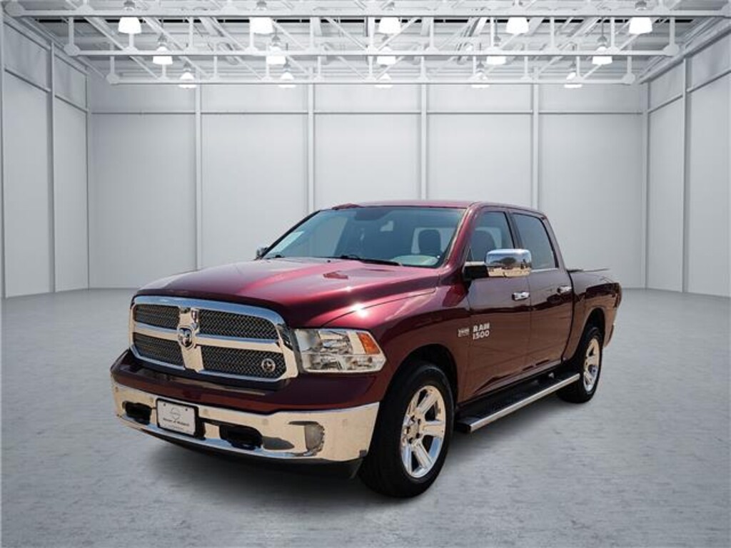 Used 2018 RAM 1500 Lone Star Silver 4x2 Crew Cab 140 in. WB