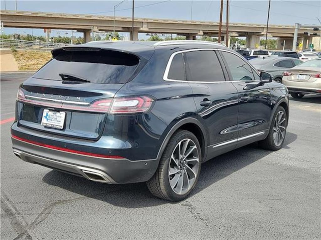 Used 2022 Lincoln Nautilus Reserve Front-Wheel Drive