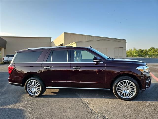 Used 2024 Ford Expedition Max Limited 4x4