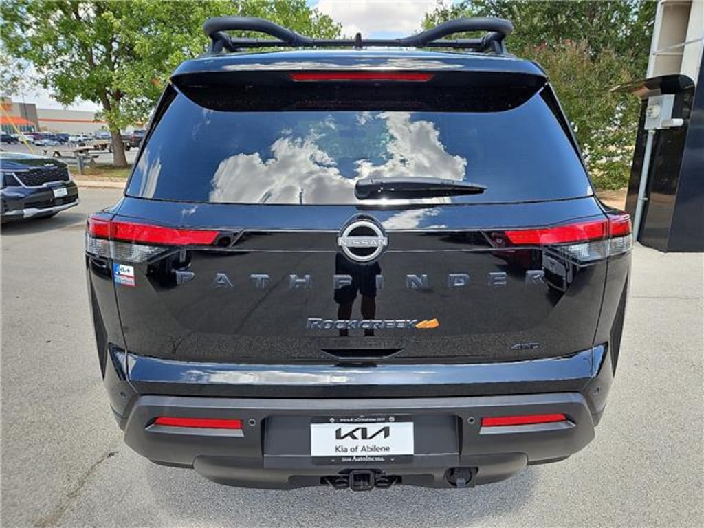 Used 2025 Nissan Pathfinder Rock Creek 4x4